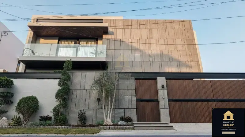 500 Sq. Yd. 6-Bedroom Luxury Villa (Basement, 7 Bath, Residence 24) in DHA Phase 8 For Sale in DHA Phase 8 Karachi — Photograph 41