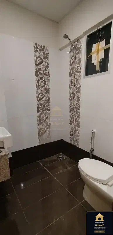 3-Bedroom Luxury Apartment (3 Bath, Suite 6) on Al-Murtaza Commercial For Sale in DHA Phase 8 Karachi — Photograph 21