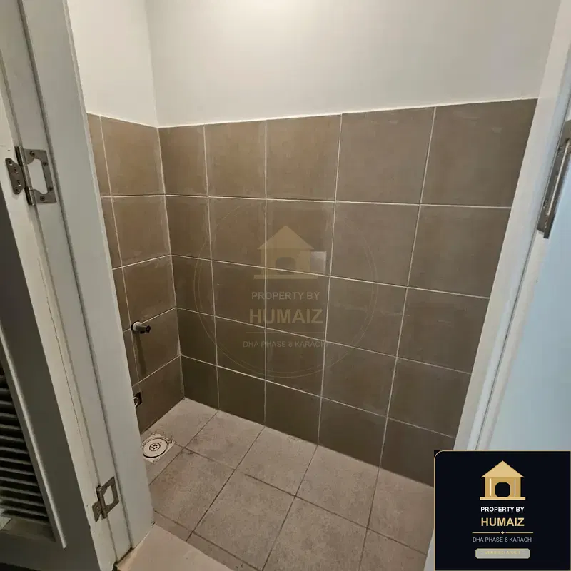 2-Bedroom Luxury Apartment (Sea Facing, 4 Bath, Suite 6) at Reef Towers For Sale in DHA Phase 8 Karachi — Photograph 18