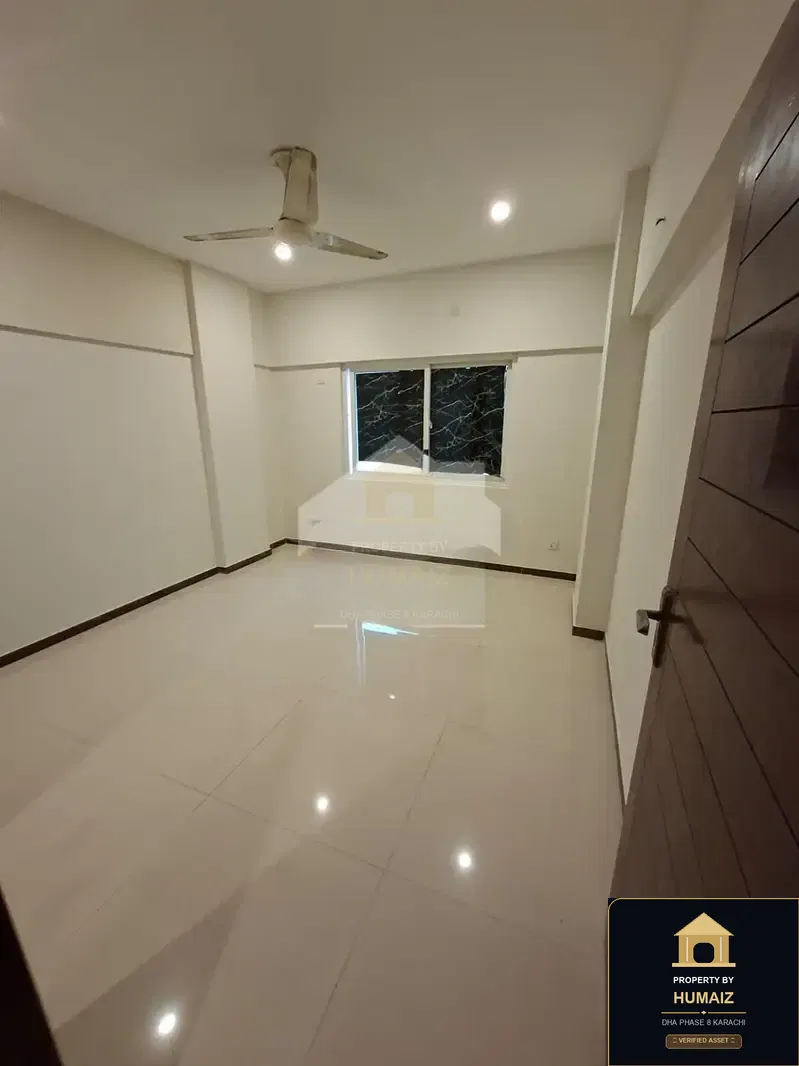 3-Bedroom Luxury Apartment (Brand New, 3 Bath, Suite 7) on Al-Murtaza Commercial For Rent in DHA Phase 8 Karachi — Photograph 12