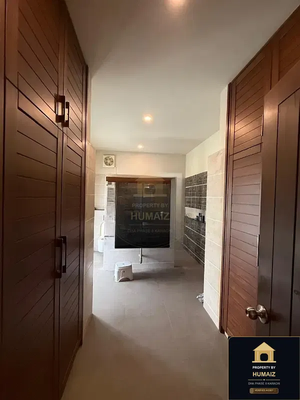 500 Sq. Yd. 5-Bedroom Luxury Villa in Khayaban-e-Bahria For Rent in DHA Phase 8 Karachi — Photograph 8