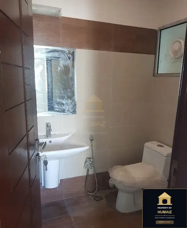 3-Bedroom Luxury Apartment (Basement, 3 Bath, Suite 19) on Al-Murtaza Commercial For Sale in DHA Phase 8 Karachi — Photograph 9