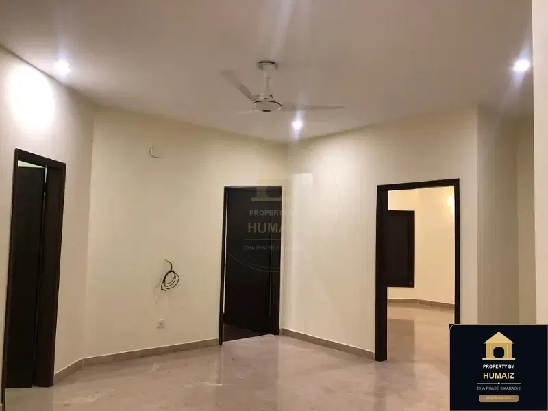 3-Bedroom Upper/Lower Portion (4 Bath, Unit 78) in DHA Phase 8 For Rent in DHA Phase 8 Karachi — Photograph 7