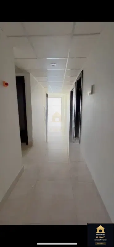 4-Bed Luxury Penthouse (Sea Facing, 5 Bath, Suite 1) at Pearl Towers For Rent in DHA Phase 8 Karachi — Photograph 23