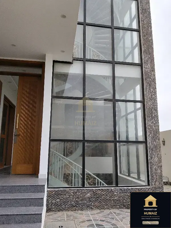 300 Sq. Yd. 4-Bedroom Luxury Villa (Basement, 4 Bath, Residence 3) in Khayaban-e-Sahil For Sale in DHA Phase 8 Karachi — Photograph 4