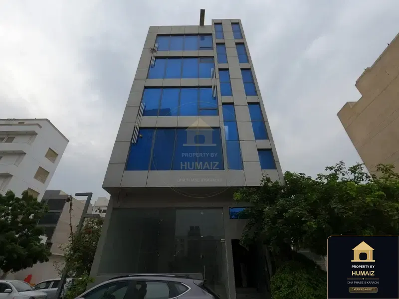100 Sq. Yd. Commercial Building (Basement, Unit 8) on Zulfiqar Commercial For Rent in DHA Phase 8 Karachi — Photograph 3