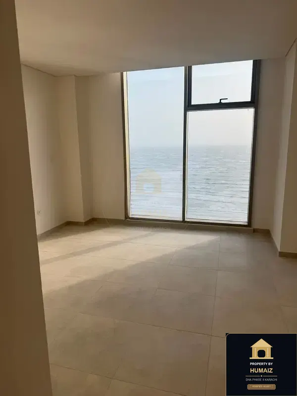 2-Bedroom Luxury Apartment (Boulevard Facing, 3 Bath, Suite 13) at The Views For Rent in DHA Phase 8 Karachi — Photograph 10
