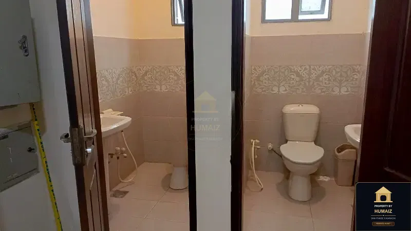 222 Sq. Yd. Corporate Office Space (2 Bath, Unit 7) on Al-Murtaza Commercial For Rent in DHA Phase 8 Karachi — Photograph 6
