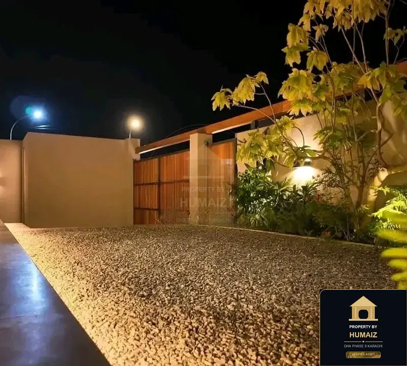 500 Sq. Yd. 6-Bedroom Luxury Villa (West Open, 6 Bath, Residence 6) on Khayaban-e-Faisal For Sale in DHA Phase 8 Karachi — Photograph 18