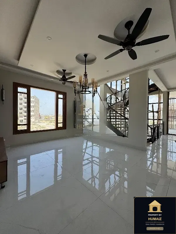 300 Sq. Yd. 5-Bedroom Luxury Villa (Basement, 6 Bath, Residence 5) in DHA Phase 8 For Sale in DHA Phase 8 Karachi — Photograph 4