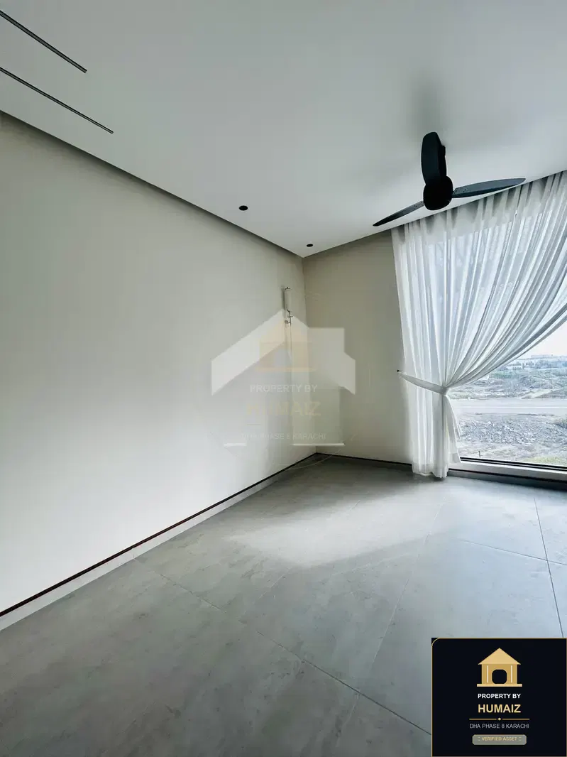 500 Sq. Yd. 5-Bedroom Luxury Villa (Sea Facing, 6 Bath, Residence 1) on Khayaban-e-Sahil For Sale in DHA Phase 8 Karachi — Photograph 17
