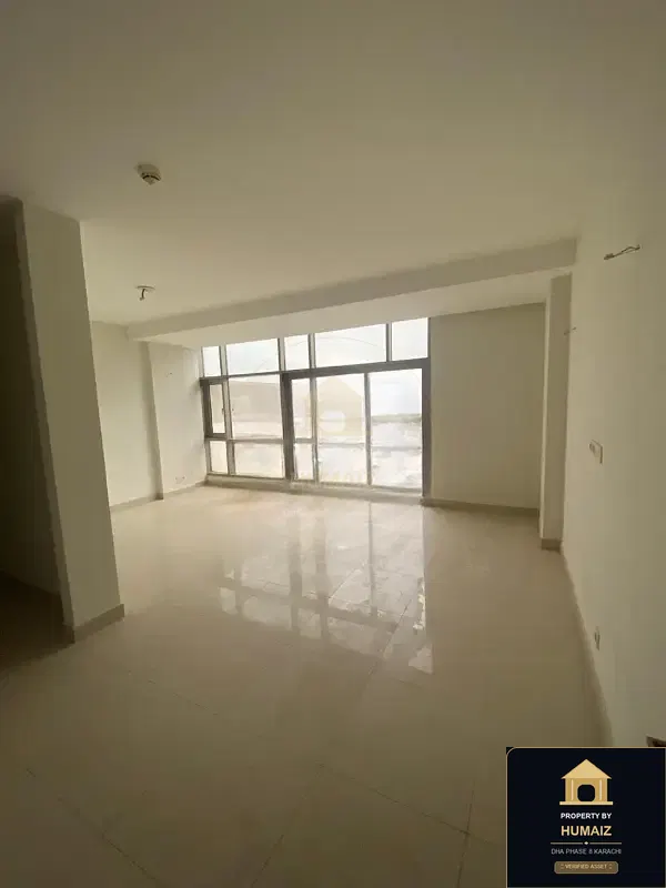 3-Bed Luxury Penthouse at Reef Towers For Sale in DHA Phase 8 Karachi — Photograph 3