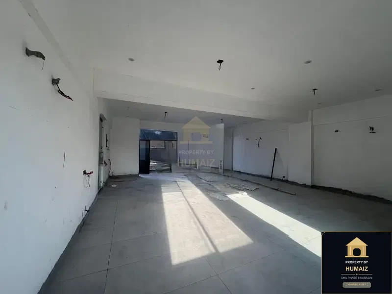 100 Sq. Yd. Corporate Office Space on Zulfiqar Commercial For Sale in DHA Phase 8 Karachi — Photograph 3