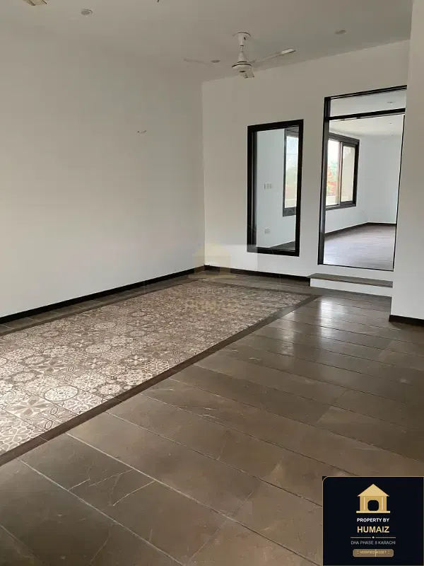 3-Bedroom Upper/Lower Portion (3 Bath, Unit 81) in DHA Phase 8 For Rent in DHA Phase 8 Karachi — Photograph 8