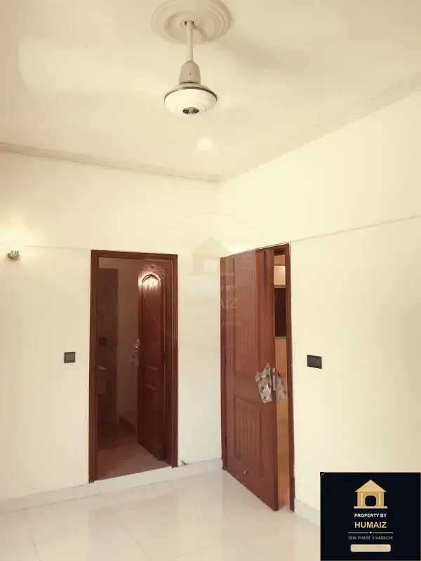 3-Bedroom Luxury Apartment (Brand New, 3 Bath, Suite 21) on Al-Murtaza Commercial For Sale in DHA Phase 8 Karachi — Photograph 12