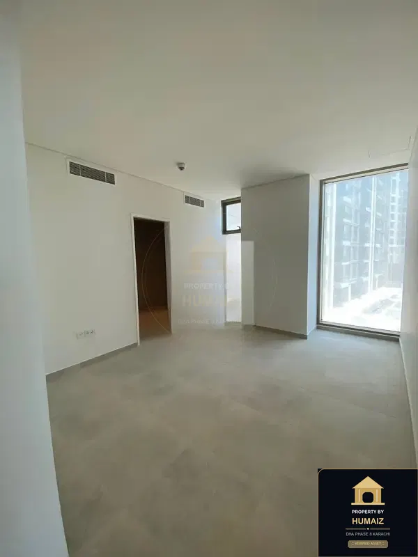4-Bedroom Luxury Apartment (Sea Facing, 6 Bath, Suite 2) at The Views For Rent in DHA Phase 8 Karachi — Photograph 19