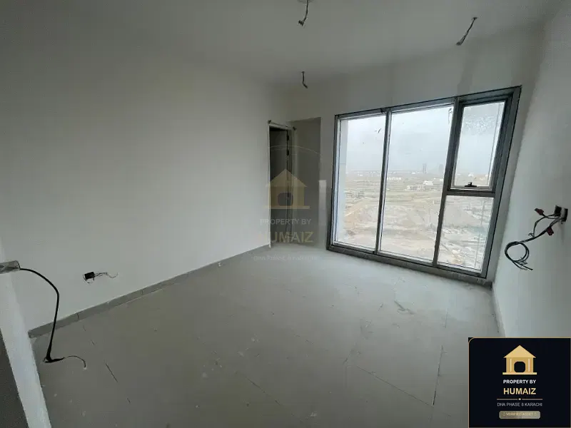 3-Bedroom Luxury Apartment (Boulevard Facing, 5 Bath, Suite 2) at Reef Towers For Sale in DHA Phase 8 Karachi — Photograph 17