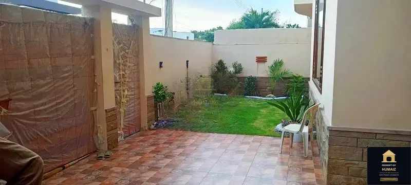 500 Sq. Yd. 6-Bedroom Luxury Villa (Basement, 7 Bath, Residence 7) in Zone A For Sale in DHA Phase 8 Karachi — Photograph 7