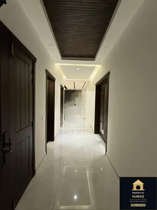 500 Sq. Yd. 5-Bedroom Luxury Villa (Private Pool, 6 Bath, Residence 1) in Khayaban-e-Shujaat For Sale in DHA Phase 8 Karachi — Photograph 32