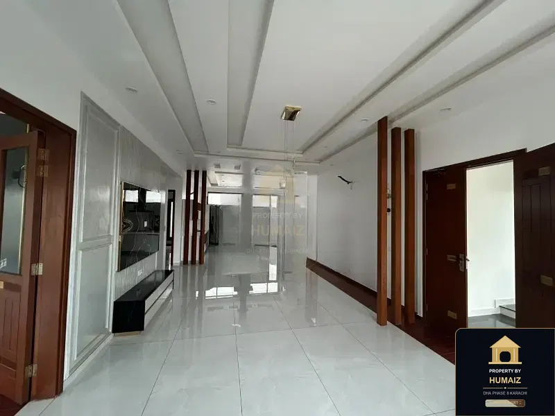 500 Sq. Yd. 7-Bedroom Luxury Villa (Corner, 6 Bath, Residence 10) in DHA Phase 8 For Sale in DHA Phase 8 Karachi — Photograph 28