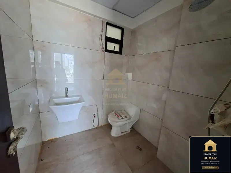 3-Bedroom Luxury Apartment (Brand New, 3 Bath, Suite 23) on Al-Murtaza Commercial For Sale in DHA Phase 8 Karachi — Photograph 4