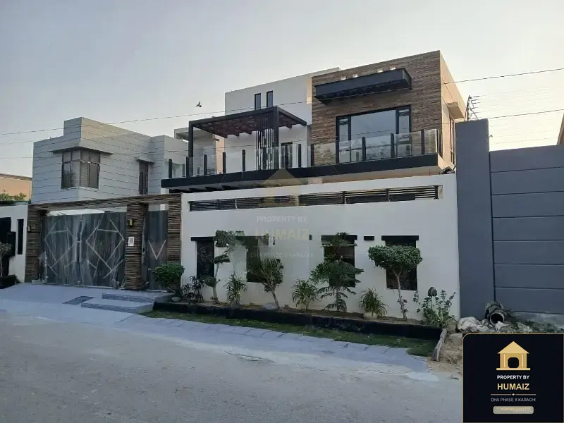 666 Sq. Yd. 6-Bedroom Luxury Villa (Basement, 6 Bath, Residence 8) in DHA Phase 8 For Sale in DHA Phase 8 Karachi — Photograph 2