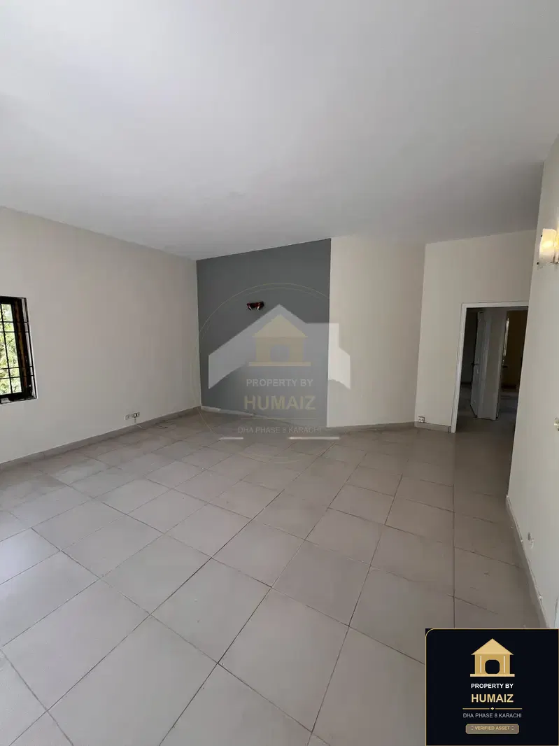 2-Bedroom Upper/Lower Portion (2 Bath, Unit 10) in DHA Phase 8 For Rent in DHA Phase 8 Karachi — Photograph 8