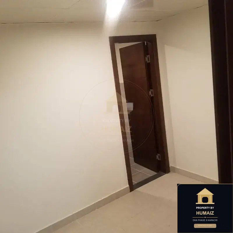 2-Bedroom Luxury Apartment (Sea Facing, 4 Bath, Suite 9) at Reef Towers For Sale in DHA Phase 8 Karachi — Photograph 3