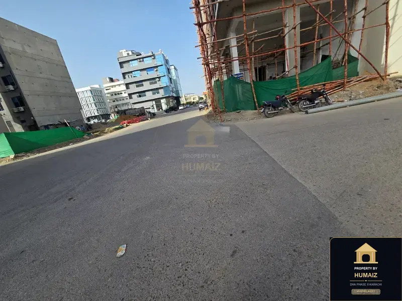83 Sq. Yd. Commercial Retail Shop (Corner, 1 Bath, Unit 1) on Zulfiqar Commercial For Rent in DHA Phase 8 Karachi — Photograph 6