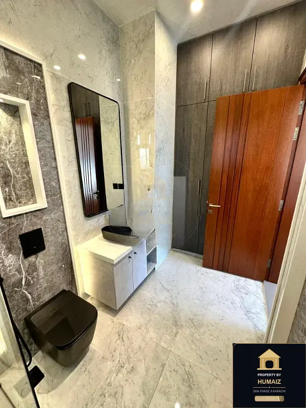 500 Sq. Yd. 5-Bedroom Luxury Villa (Basement, 7 Bath, Residence 15) in DHA Phase 8 For Sale in DHA Phase 8 Karachi — Photograph 16