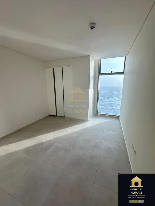 3-Bedroom Luxury Apartment (Sea Facing, 5 Bath, Suite 39) at The Views For Rent in DHA Phase 8 Karachi — Photograph 16