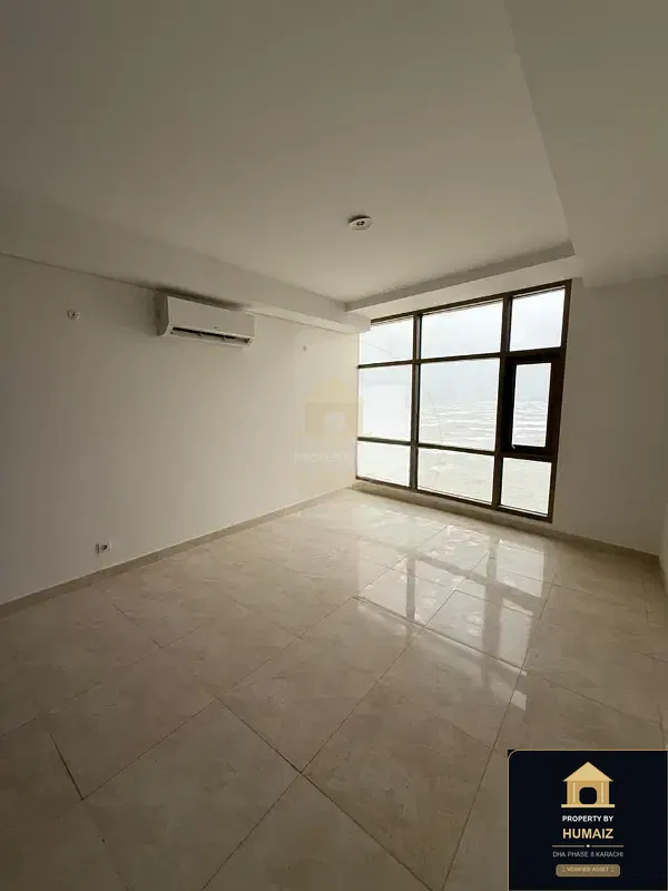 3-Bedroom Luxury Apartment (Sea Facing, 5 Bath, Suite 7) at Pearl Towers For Sale in DHA Phase 8 Karachi — Photograph 28