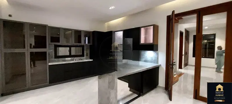 500 Sq. Yd. 6-Bedroom Luxury Villa (Private Pool, 6 Bath, Residence 1) in DHA Phase 8 For Rent in DHA Phase 8 Karachi — Photograph 18