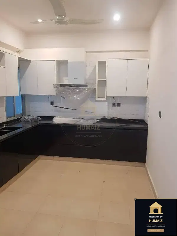 4-Bedroom Luxury Apartment (Basement, 5 Bath, Suite 1) on Al-Murtaza Commercial For Sale in DHA Phase 8 Karachi — Photograph 10