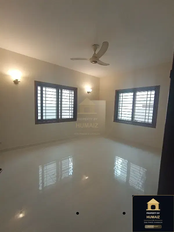 3-Bedroom Upper/Lower Portion (4 Bath, Unit 12) in DHA Phase 8 For Rent in DHA Phase 8 Karachi — Photograph 5
