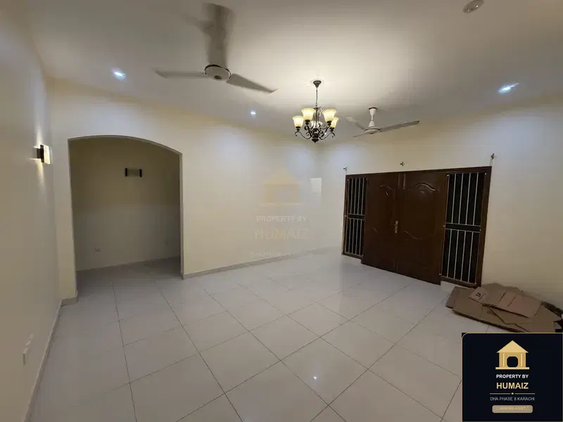 500 Sq. Yd. 6-Bedroom Luxury Villa on Qasim Street For Rent in DHA Phase 8 Karachi — Photograph 11