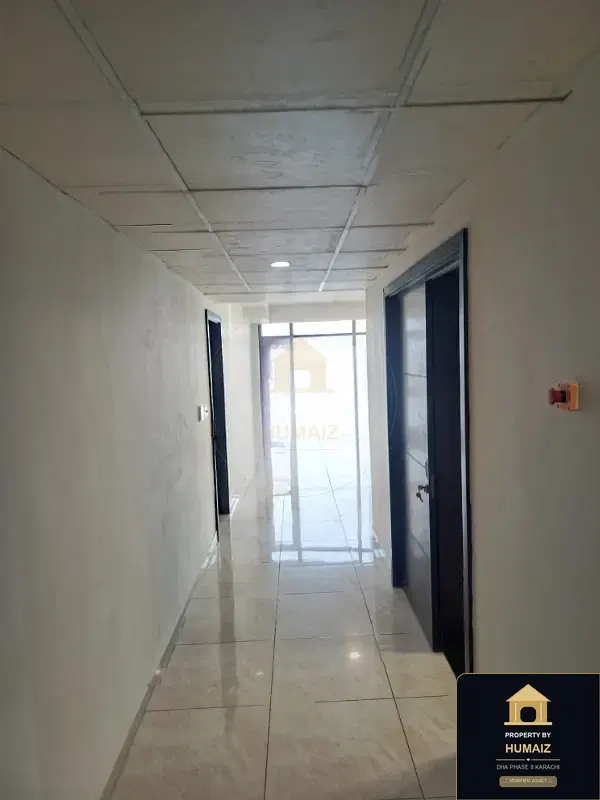3-Bedroom Luxury Apartment (5 Bath, Suite 2) at Pearl Towers For Sale in DHA Phase 8 Karachi — Photograph 17