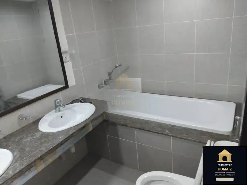 2-Bedroom Luxury Apartment (Sea Facing, 2 Bath, Suite 34) at Coral Towers For Sale in DHA Phase 8 Karachi — Photograph 11
