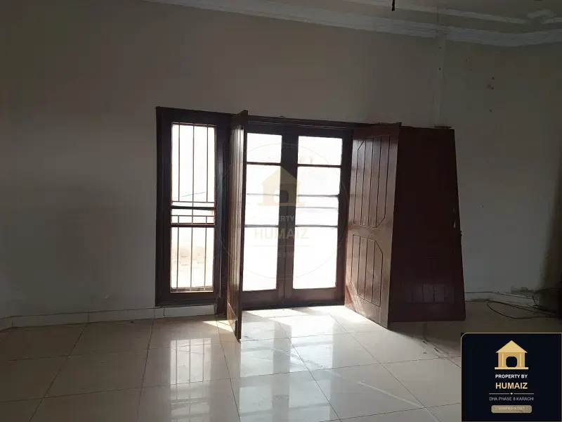 1,000 Sq. Yd. 5-Bedroom Luxury Villa in Khayaban-e-Iqbal For Sale in DHA Phase 8 Karachi — Photograph 12