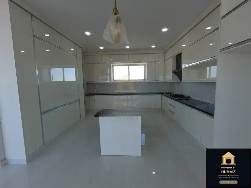 666 Sq. Yd. 6-Bedroom Luxury Villa (Private Pool, 6 Bath, Residence 1) in Khayaban-e-Tipu Sultan For Sale in DHA Phase 8 Karachi — Photograph 31