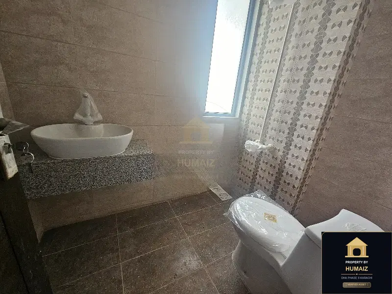 3-Bedroom Luxury Apartment (Brand New, 3 Bath, Suite 1) on Al-Murtaza Commercial For Rent in DHA Phase 8 Karachi — Photograph 10