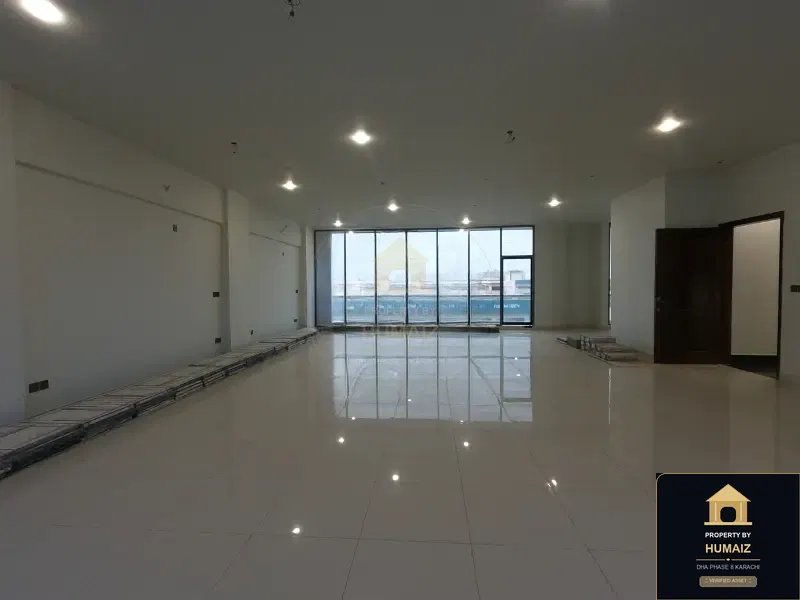 900 Sq. Yd. Corporate Office Space on Al-Murtaza Commercial For Rent in DHA Phase 8 Karachi — Photograph 16