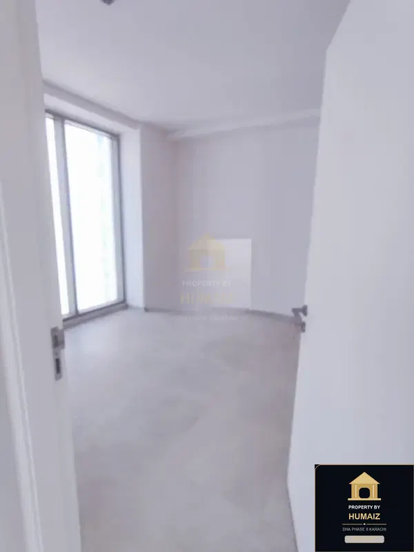 3-Bedroom Luxury Apartment (Brand New, 5 Bath, Suite 37) at The Views For Rent in DHA Phase 8 Karachi — Photograph 3