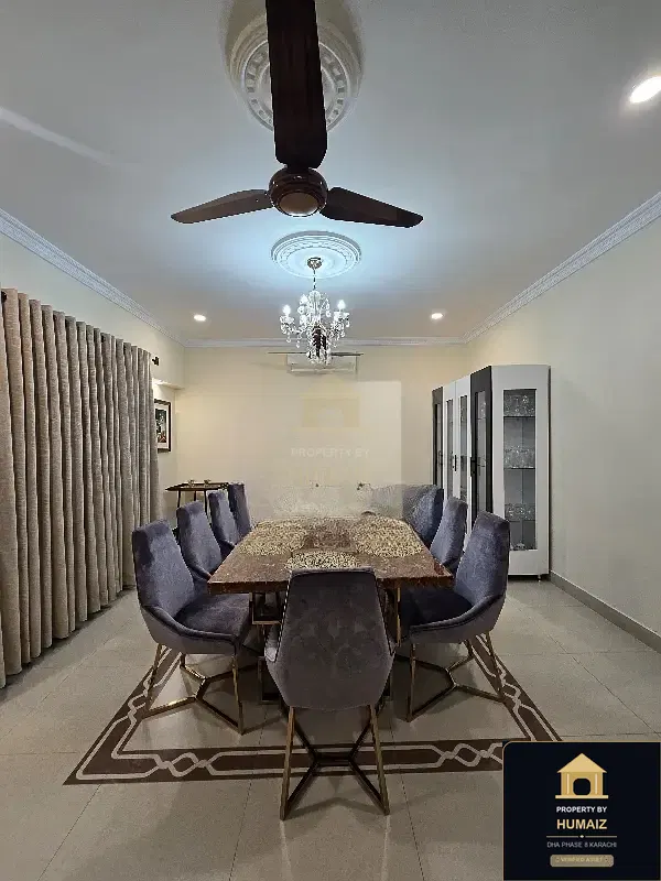 500 Sq. Yd. 5-Bedroom Luxury Villa (Basement, 6 Bath, Residence 3) on Zulfiqar Commercial For Sale in DHA Phase 8 Karachi — Photograph 4