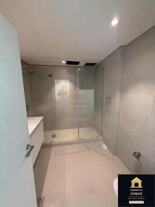 Luxury Penthouse Suite (Sea Facing, Suite 2) at The Views For Sale in DHA Phase 8 Karachi — Photograph 22