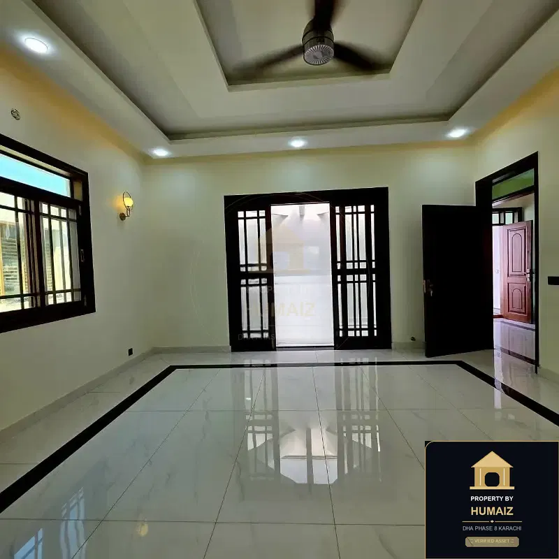 666 Sq. Yd. 5-Bedroom Luxury Villa (6 Bath, Residence 6) in DHA Phase 8 For Sale in DHA Phase 8 Karachi — Photograph 4