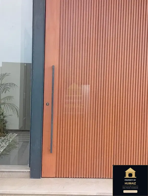 111 Sq. Yd. 7-Bedroom Luxury Villa on Khayaban-e-Ittehad For Sale in DHA Phase 8 Karachi — Photograph 6