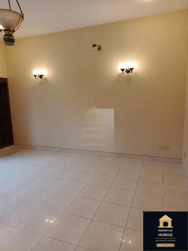 3-Bedroom Upper/Lower Portion (4 Bath, Unit 11) in DHA Phase 8 For Rent in DHA Phase 8 Karachi — Photograph 6