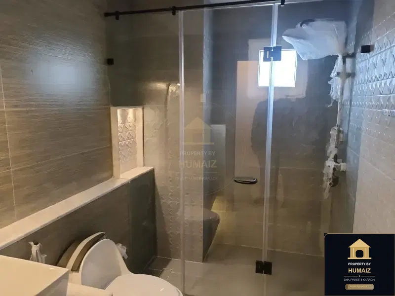 4-Bedroom Luxury Apartment (5 Bath, Suite 16) at Creek Vistas For Rent in DHA Phase 8 Karachi — Photograph 18
