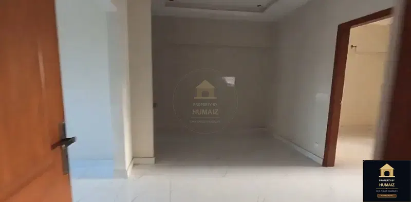 233 Sq. Yd. Corporate Office Space (Corner, Unit 1) on Al-Murtaza Commercial For Rent in DHA Phase 8 Karachi — Photograph 5